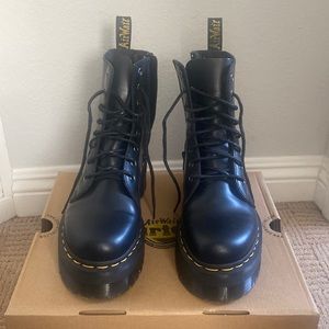 Dr. Marten Jadon Smooth Leather Platform Boots